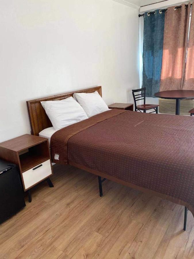 Village Motel Ellenville Esterno foto